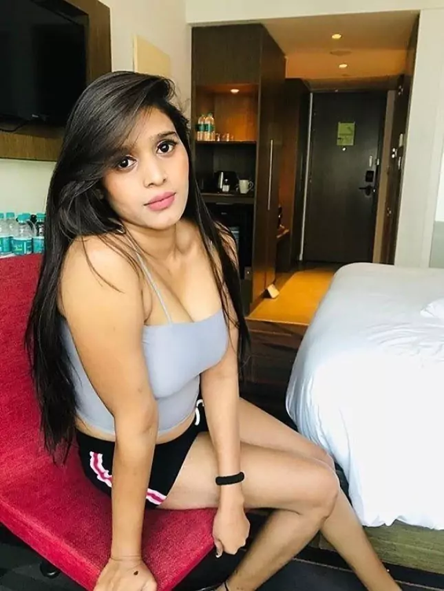 कॉल गर्ल्स सर्विस बमनगोला